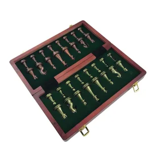 echiquier repliable pièces or et argent